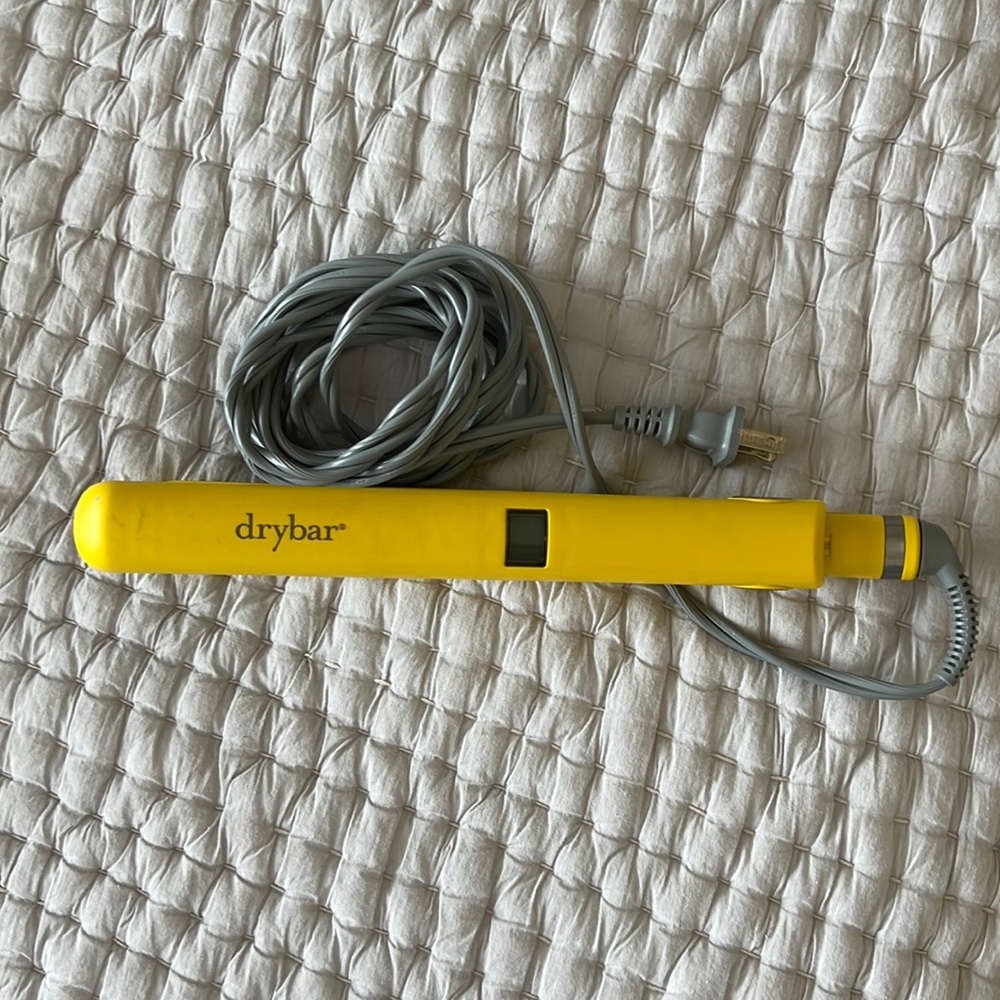 Drybar hair straightener